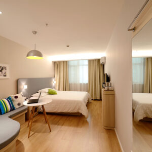 Room 7